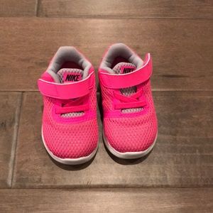 Toddler Nike Free Run shoes.